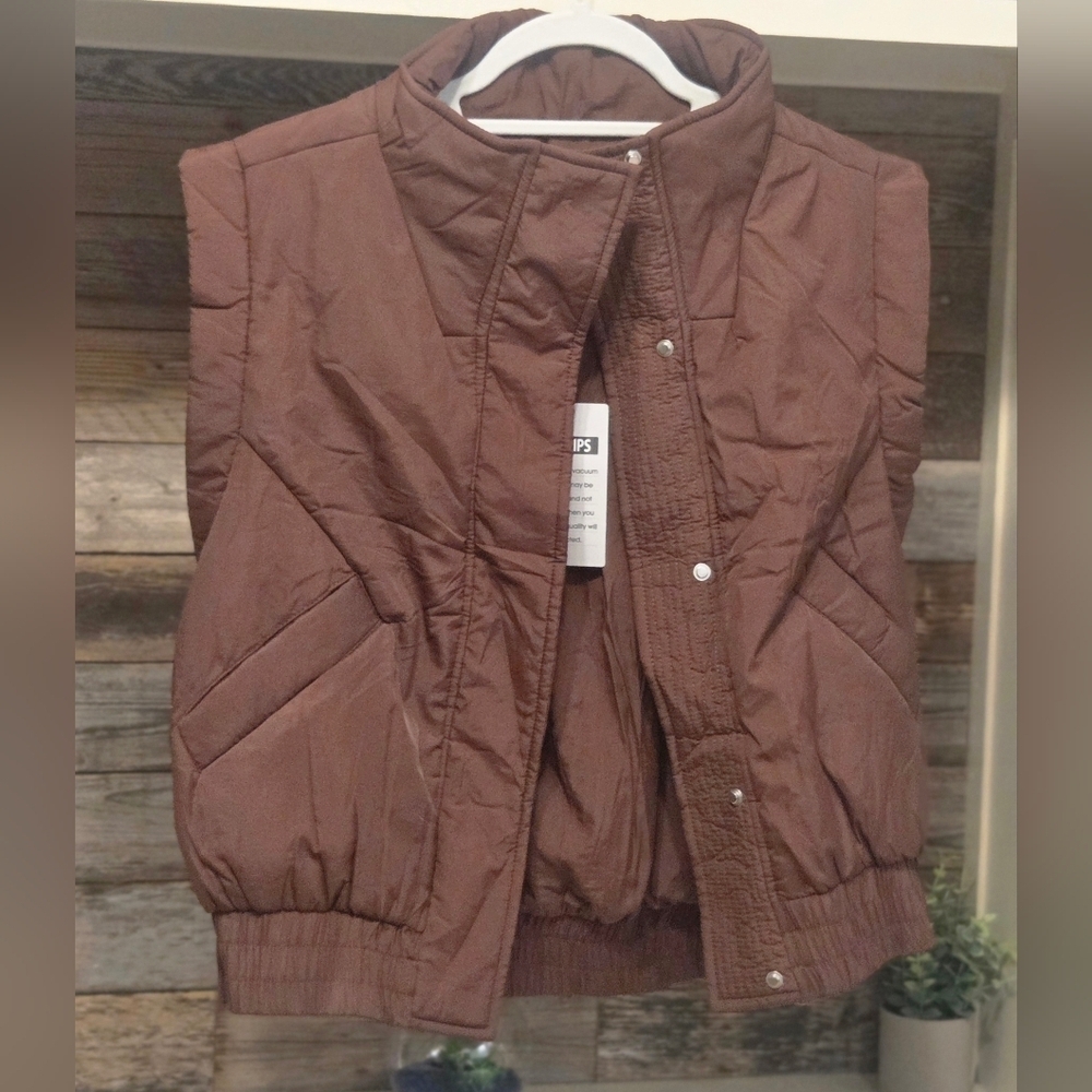 Puffer Vest Cropped Lightweight Button Down Quilted Vest Sleeveless Padded Gile - Picture 11 of 15